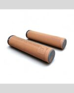 Puños Cloudwave Lock On Emil Johansson 2026 Signature Gum Rubber - Imagen 2